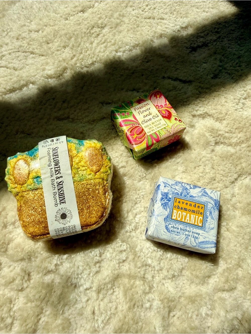 Self Care Bundle - Bath Bomb & 2 Hand/Body Soap